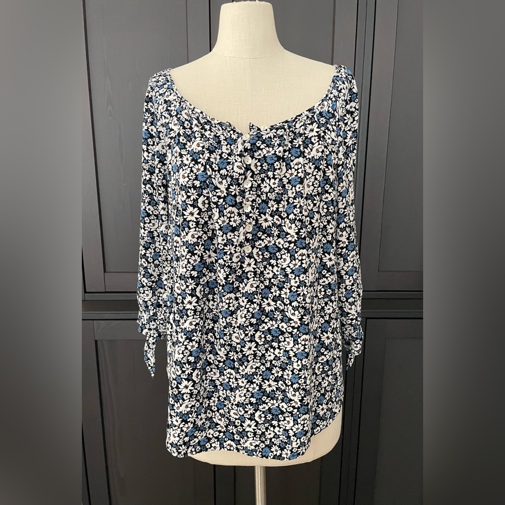 Women’s‎ AGB Floral Blouse Top Tie Sleeves Button Placket Plus Sz 3x